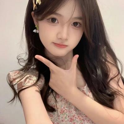 圣洁的艾曼妞